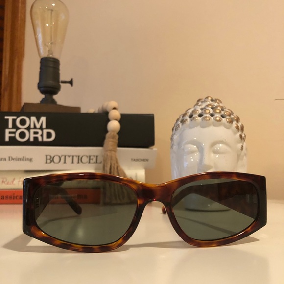 Saint Laurent Sunglasses Square - Picture 5 of 7